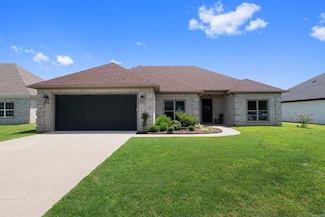 15 River Cliff Dr, Mayflower, AR 72106