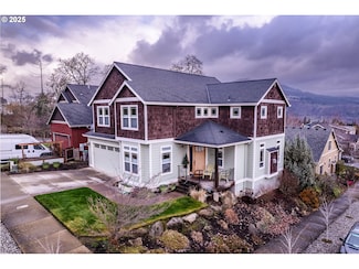 1110 Red Tail Loop, Hood River, OR 97031