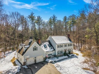 47 Magazine St, Bedford, NH 03110