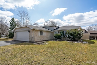 8801 Leslie Dr, Orland Hills, IL 60487