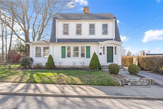 35 George St, Westerly, RI 02891