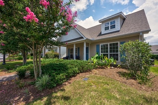 237 Nelly St, Freeport, FL 32439