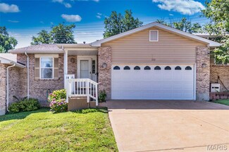 322 Oak Ridge Pkwy, Arnold, MO 63010