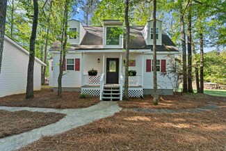 558 Rockville Springs Dr, Eatonton, GA 31024