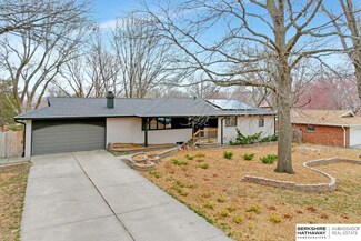 8420 Navajo Trail, Lincoln, NE 68520