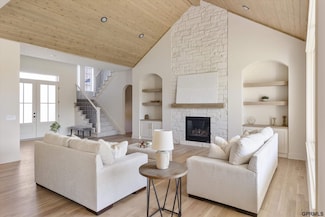 22225 Sanctuary Ridge Dr, Elkhorn, NE 68022