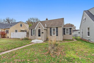 424 15th Ave N, South Saint Paul, MN 55075