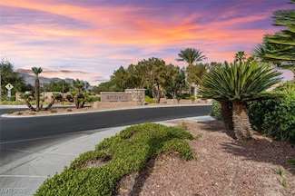 8301 Broad Peak Dr, Las Vegas, NV 89131