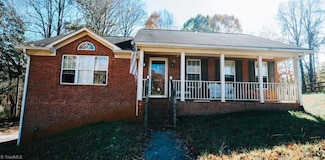 8403 Laurel Acres Ct, Colfax, NC 27235