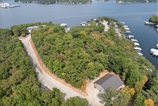 132 Maple Rd, Lake Ozark, MO 65049