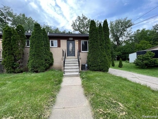 7537 River Vista St, Utica, MI 48317
