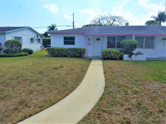 521 Silver Beach Rd, Riviera Beach, FL 33403