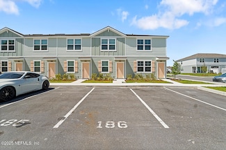 580 Running Woods St, Orange Park, FL 32065