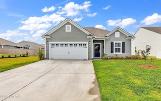 9464 Crested Eagle Ct, Carolina Shores, NC 28467