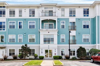 4 Repton Cir Unit 4201, Watertown, MA 02472