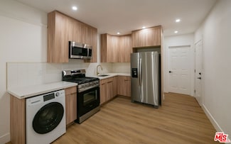 5729 Carlton Way Unit 1/4, Los Angeles, CA 90028