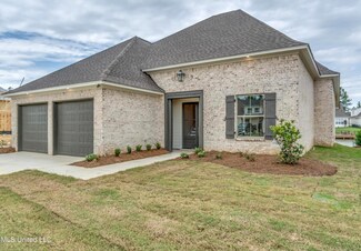 216 Herons Bay Cir, Madison, MS 39110