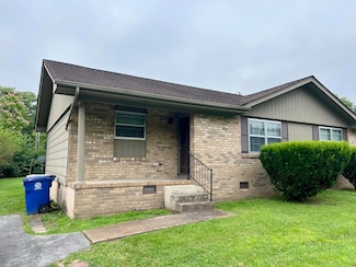 814 Gadd Rd, Hixson, TN 37343