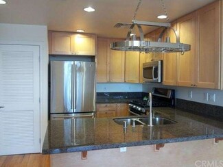 3061 W 12th Place Unit 401, Los Angeles, CA 90006