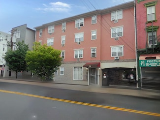 356 Palisade Ave Unit 2E, Jersey City, NJ 07307