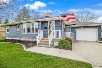 2441 Forest Park Dr, Dyer, IN 46311
