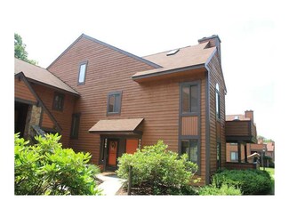 4707 Swiss Mountain Dr, Champion, PA 15622