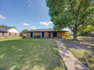 201 E Short St, Leonard, TX 75452