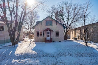 212 SW 4th St, Brainerd, MN 56401