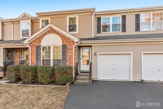 124 Grantham Dr, Somerset, NJ 08873