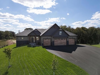20666 Tamarack St NW, Oak Grove, MN 55011