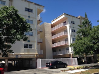 2008 Jackson St Unit D3, Hollywood, FL 33020