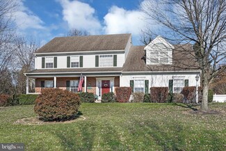 27 Royal Dr, Lititz, PA 17543