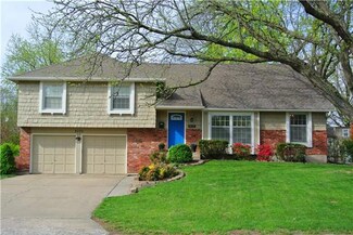 8221 W 96th Terrace, Overland Park, KS 66212