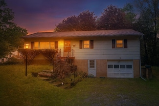 580 van Burenville Rd, Middletown, NY 10940