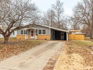 3505 Jackson St, Saint Joseph, MO 64507