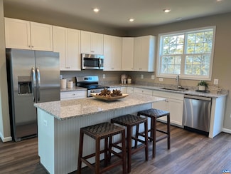 345 Willowshire Ct, Waynesboro, VA 22980
