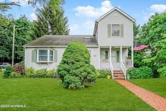 503 Garwood St, Oakhurst, NJ 07755