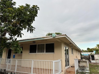 12 S Andros Rd, Key Largo, FL 33037