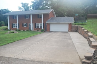 1665 Chaun Ave SE, Minerva, OH 44657