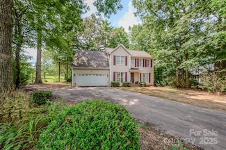 303 Theron Ct, Candler, NC 28715