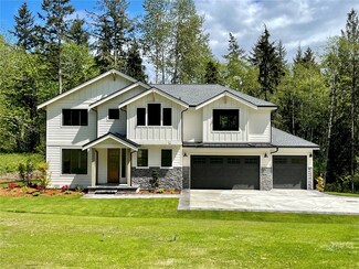 5010 SE Natchez Ct, Port Orchard, WA 98366