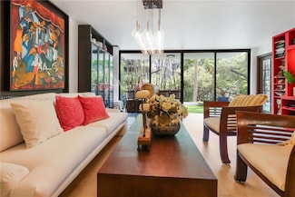 101 Ocean Lane Dr Unit 1017, Key Biscayne, FL 33149