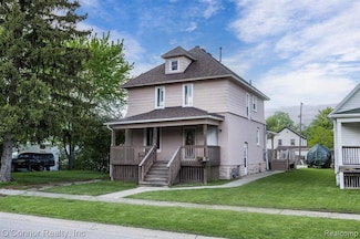 1309 Division St, Port Huron, MI 48060