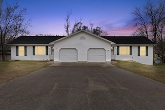 719 Crawford St, Belding, MI 48809