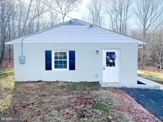 401 W 8th St, Mineral, VA 23117