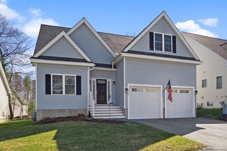22 Dickens Ln Unit 115, Tyngsborough, MA 01879
