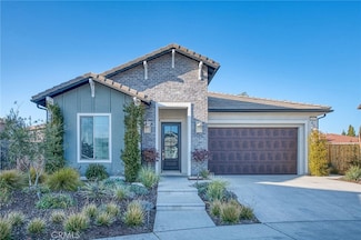 3145 Riordan Ave, Clovis, CA 93619
