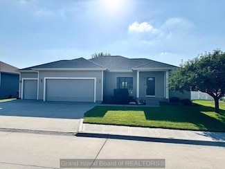 1128 Sagewood Ave, Grand Island, NE 68803