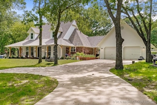 15520 N Woodchuck Ln, Skiatook, OK 74070