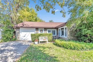 11409 Manchester Rd, Saint Louis, MO 63122